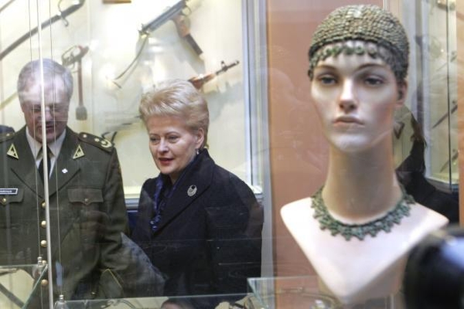 Karo muziejus D.Grybauskaitei – patriotizmo užtaisas