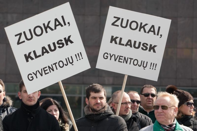 Nuo liepos sostinėje nebeliks „mikriukų“?