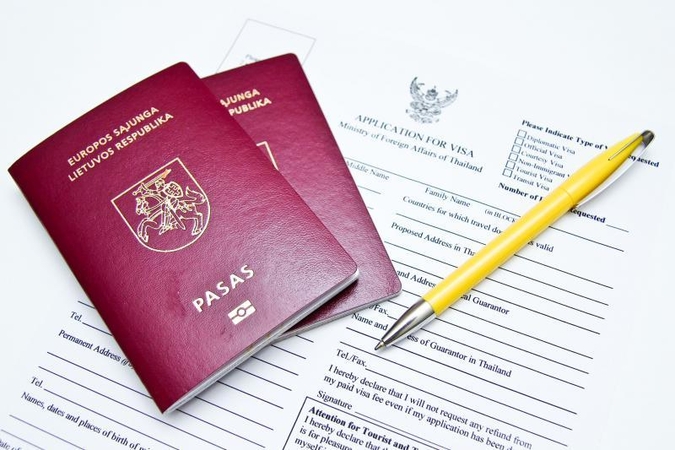 Policijos migracijos tarnybose - pasų keitimo vajus