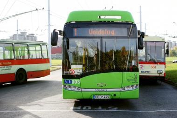 Troleibusų vairuotojai kol kas nestreikuos