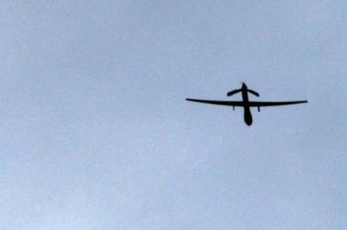 Indonezijoje į jūrą nukrito lėktuvas su 25 žmonėmis