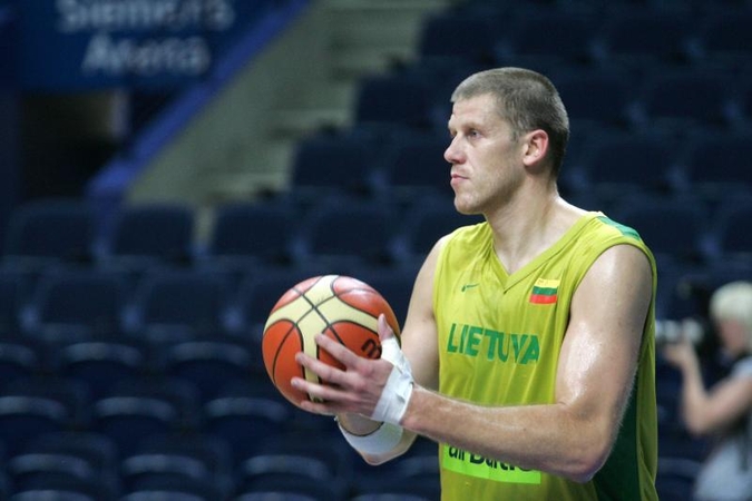 Marijonas Petravičius baigia krepšininko karjerą