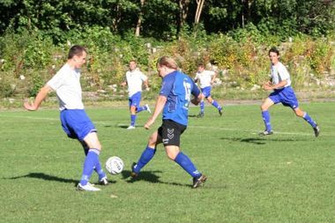 2-osios lygos Vakarų zonos čempionate – 13-ojo turo kovos 