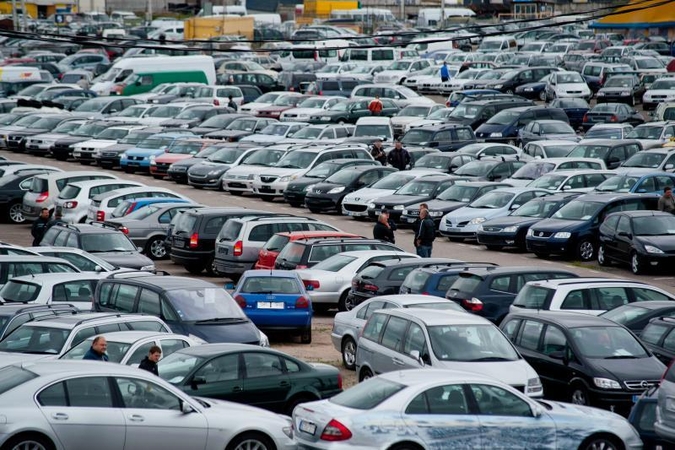 Automobilį planuoja pirkti kas penktas Lietuvos gyventojas