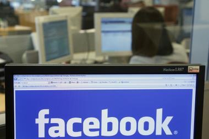 „Facebook“ ir kiti socialiniai tinklai iš Didžiosios Britanijos atima milijardus