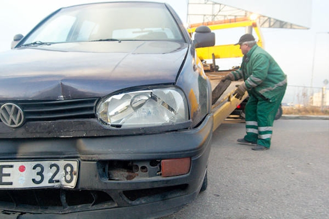 Vilniuje siautėjo girtas golfo vairuotojas