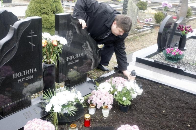 Prieš Vėlines pagerbti kare žuvę klaipėdiečiai 