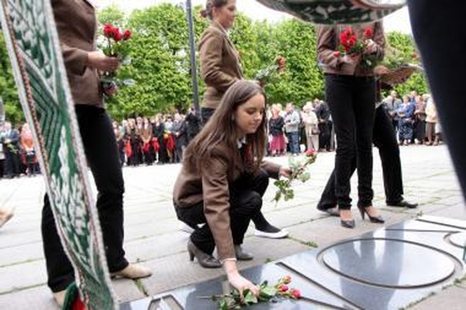 Muzikinio teatro sodelyje pagerbtas Romas Kalanta
