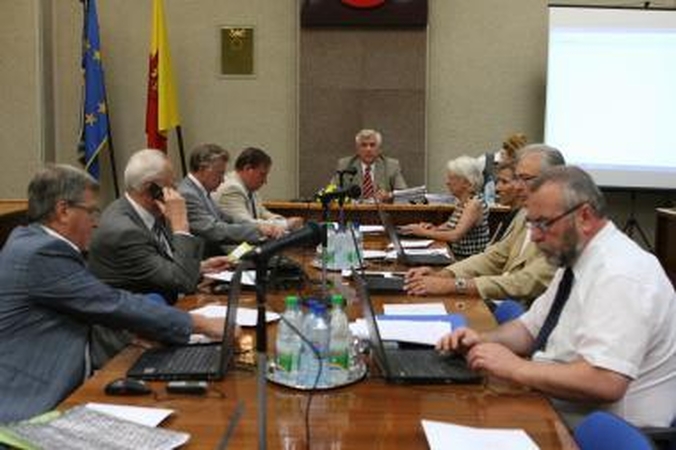 Klaipėdos politikai septynerius metus neteisėtai ėmė pinigus