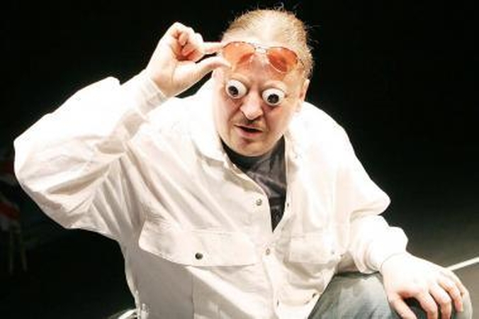 Teatras, tapęs rakštimi A.Lukašenkai 
