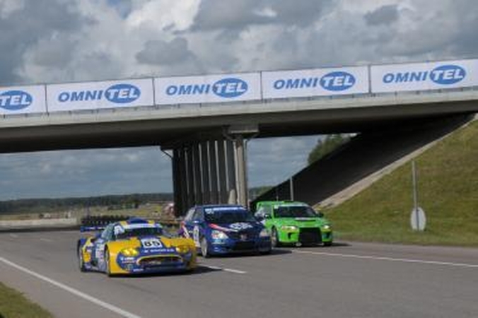 1000 km lenktynėms - tūkstantmečio etiketė