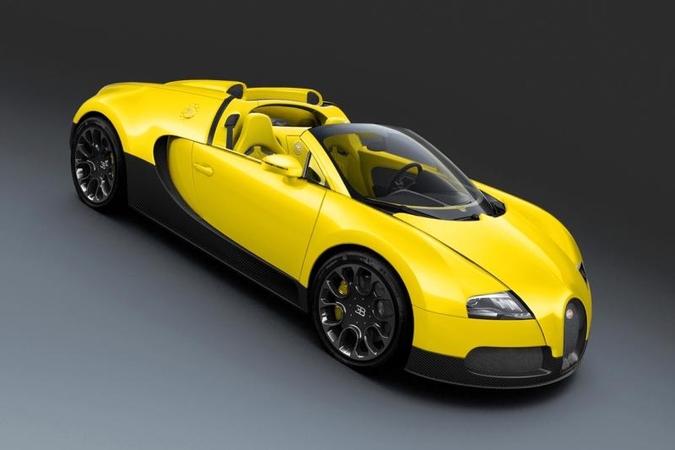 „Bugatti“ Dubajaus turtuoliams: trys modeliai už 17 milijonų litų