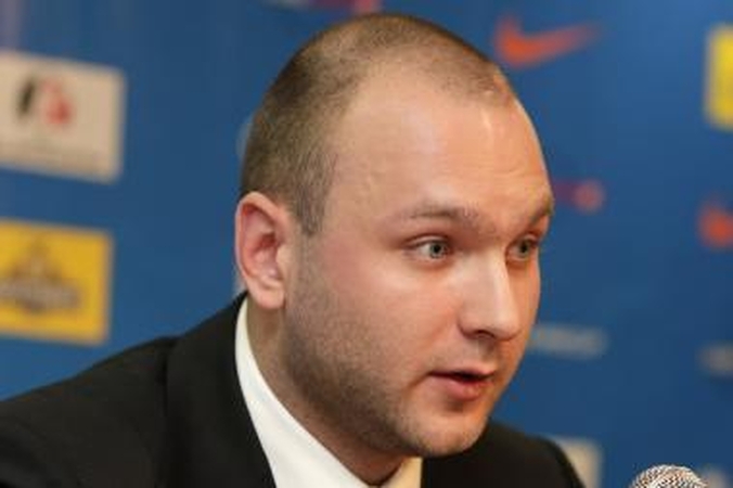 J.Vainauskas: medinė širdis tikros niekada nenugalės