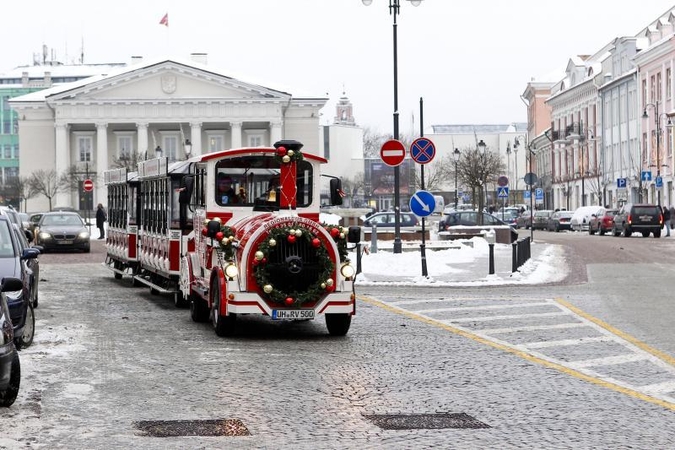Kalėdinis traukinukas atnešė „auksinių kiaušinių“