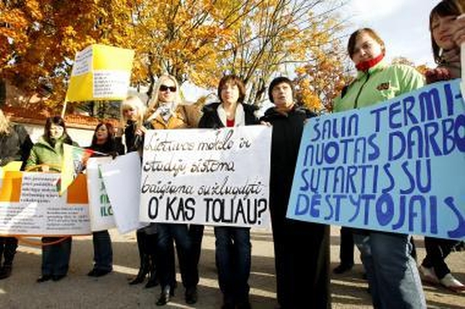 Aukštosiose mokyklose bręsta naujas streikas