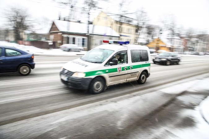 Premjeras: iš biudžeto policija daugiau lėšų gali tikėtis tik kitąmet