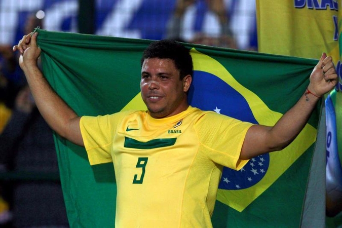 Žymūs Brazilijos futbolininkai ieškos futbolo talentų