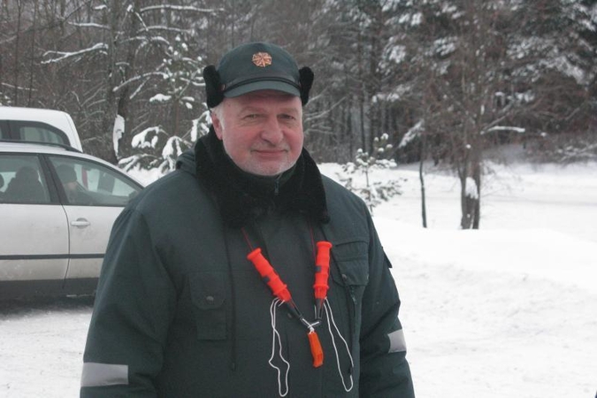 Poledinės žūklės mėgėjus tikrino ir ministras
