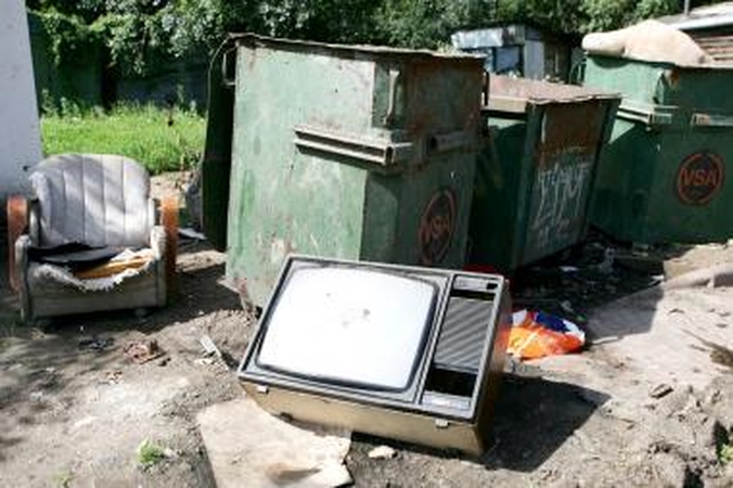 Atliekos brangins elektronikos prekes?