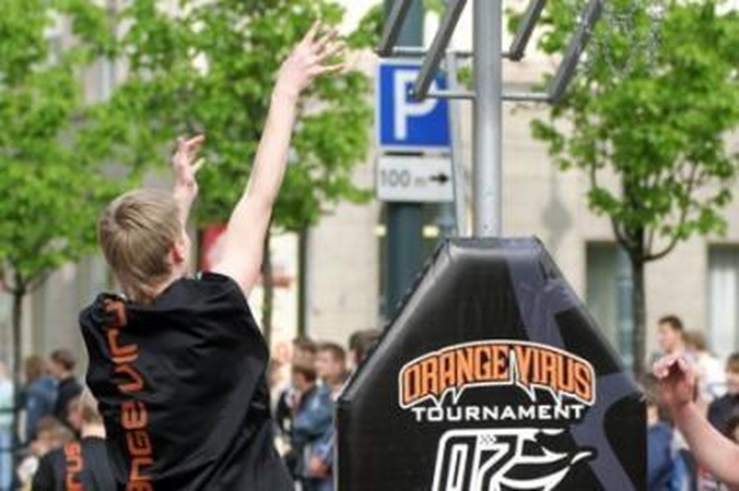 Gatvės krepšinio turnyras „Orange Virus“ vyks prie „Akropolio" (patikslinta)