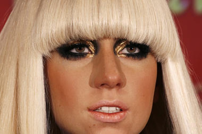 Lady Gaga surinko ketvirtį milijono dolerių nukentėjusiesiems Japonijoje