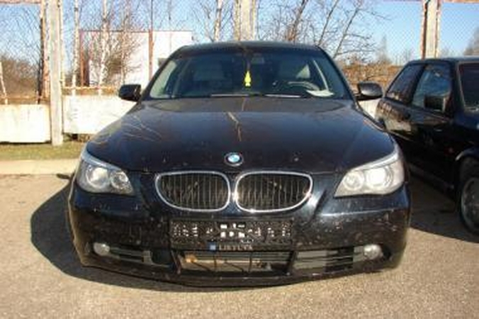 Per vieną dieną pasieniečiai sulaikė 5 vogtus automobilius