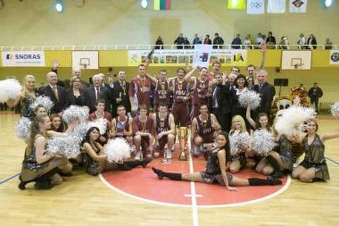 VDU apgynė čempionų titulą