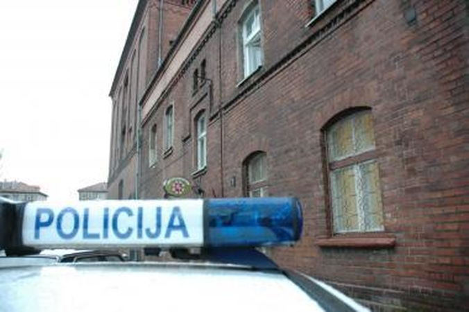 Policijai pranešta apie tris negrįžusias paaugles