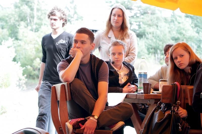 Kas trukdo jaunimui susirasti darbą ar pradėti nuosavą verslą?
