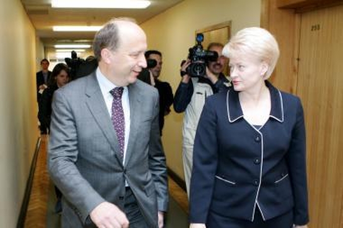 Prezidentės ir premjero susitikime bus kalbama apie V.Ušacką