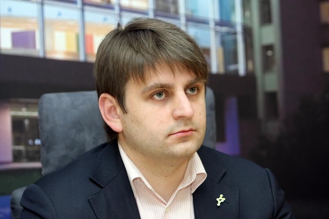 V.Urbonavičius grąžino dalį jam išmokėtos išeitinės kompensacijos