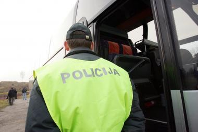 Apdovanoti herojais tapę policininkai