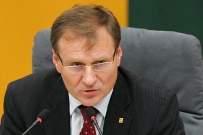 Pirkti intervenciniams vaistams bus steigiama nauja valstybės įmonė?