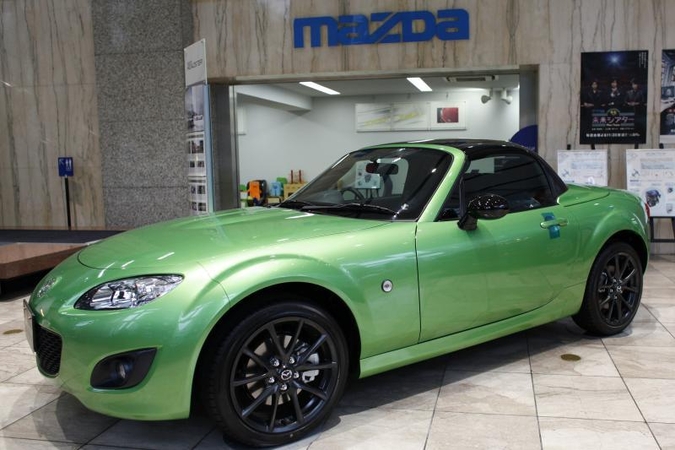 „Mazda“ ir „Fiat“ sukirto rankomis dėl bendro modelio