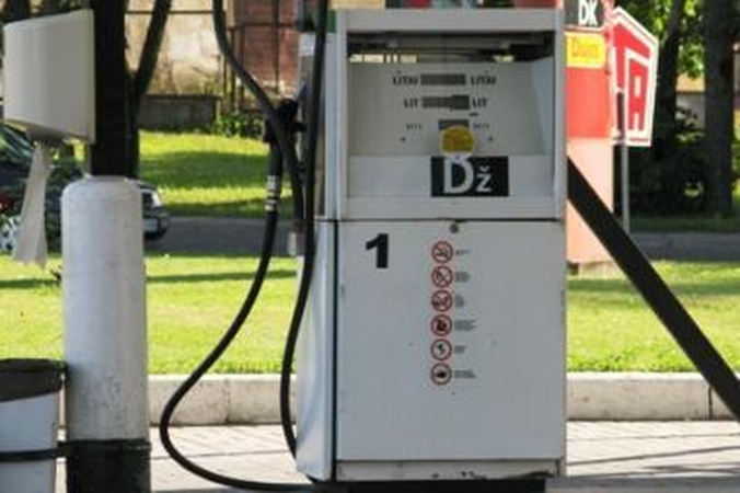 Sumažinus akcizo tarifą, išaugo dyzelino pardavimas (papildyta 14.11 val.)