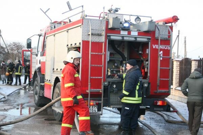 Pasiruošimą šventėms apkartino išsiliejusi druskos rūgštis