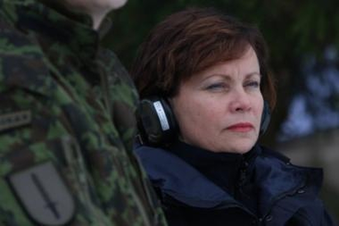 R.Juknevičienė pareiškė užuojautą dėl Latvijos karių žūties 