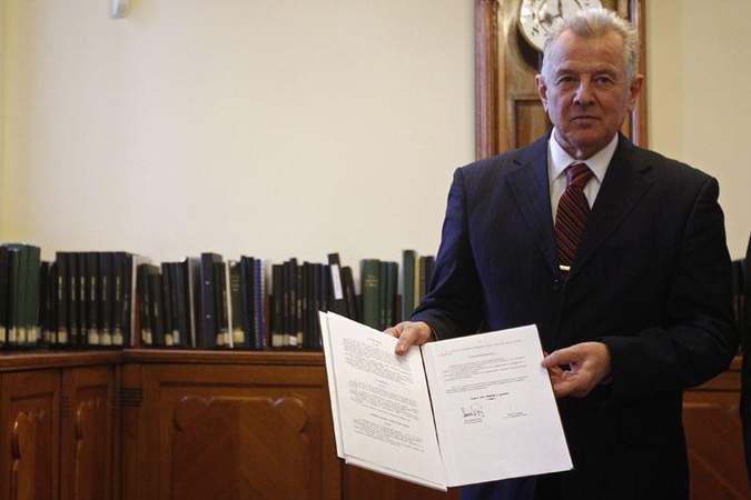 Vengrijos universitetas atims iš prezidento daktaro laipsnį