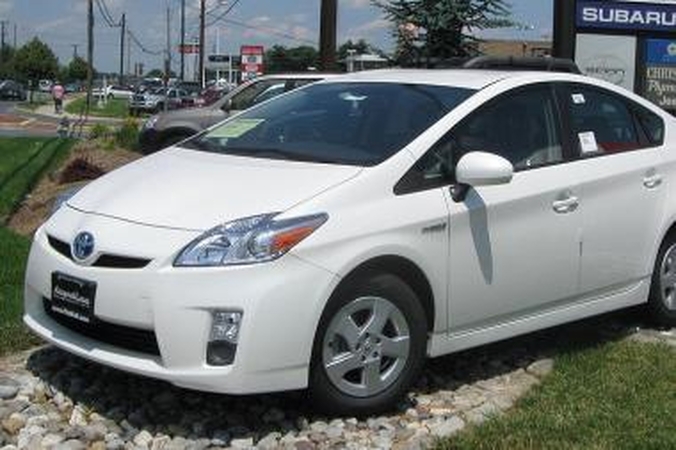 Toyota “Prius” tapo Japonijos metų automobiliu