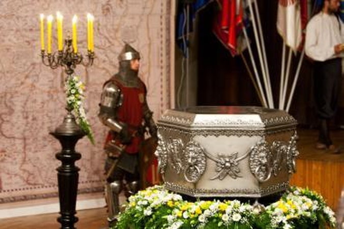 Dubingiuose perlaidoti LDK didikų Radvilų palaikai