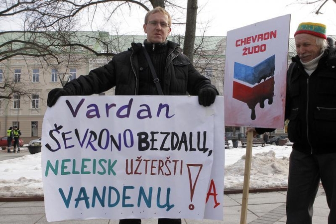 Skalūnų priešininkų dūzgės V.Kudirkos aikštėje: už Lietuvą be košmarų!