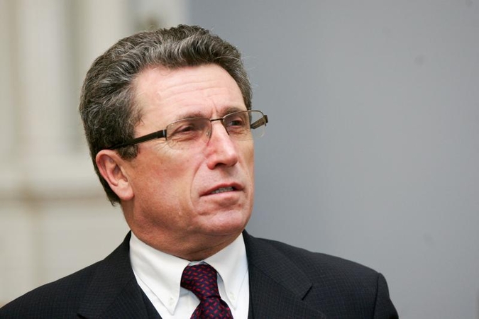 A.Valionį pareigų Latvijoje numatoma atšaukti nuo birželio 20 dienos