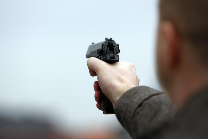 Policininkas peršovė bėgliui koją