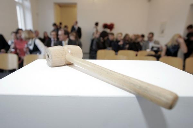 Muitinės organizuotame aukcione už rekordinę sumą parduota konfiskuotų prekių 