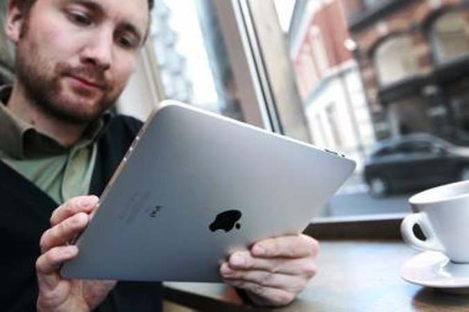 „iPad“ ėmė kraujuoti „kaip lapės“
