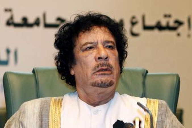 NATO aviacijos smūgis privertė kiek atsitraukti Kadhafi pajėgas Misratoje