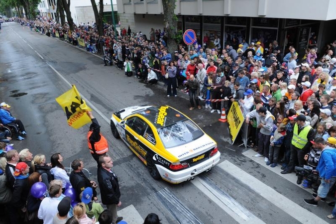 Prasidėjo tryliktųjų „Omnitel 1000 km lenktynių“ fiesta