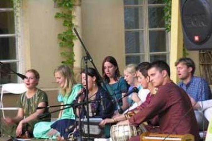 Bibliotekoje – indiška muzika ir meditacija