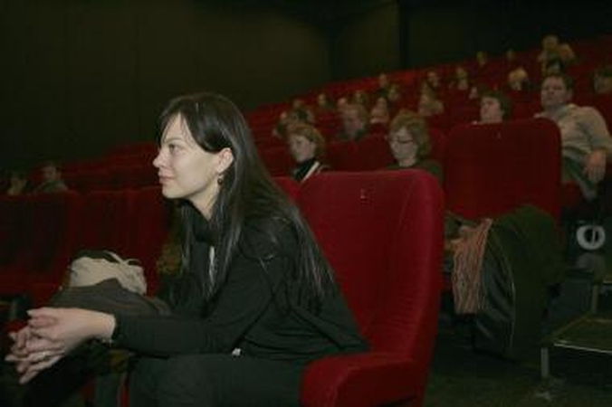 Šiuolaikinis kinas: su istorija, socialinis, sąžiningas ir tikras?