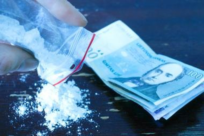 Vilniaus policininkai mina narkomanams ant kulnų